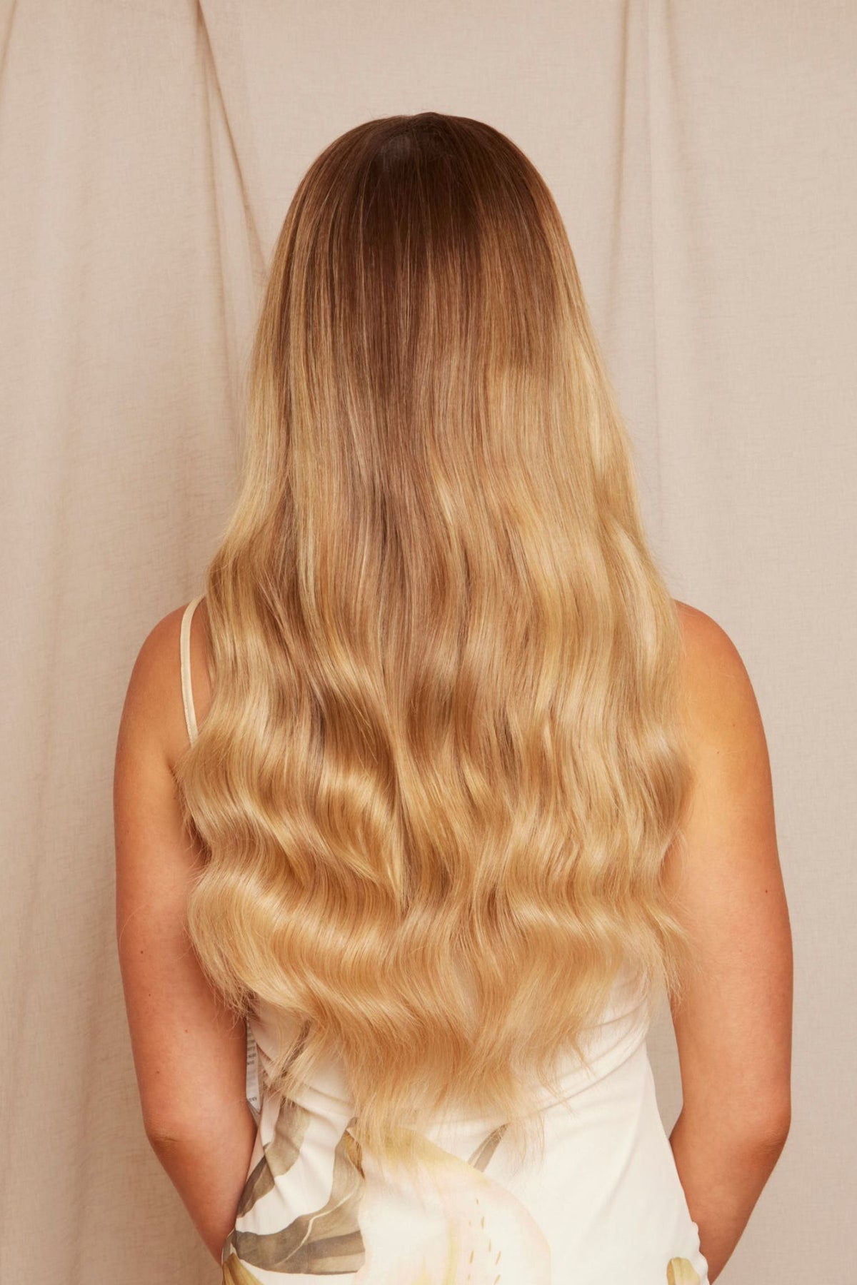 #16/22 Caramel Light Blonde Mix Genius Weft Extensions